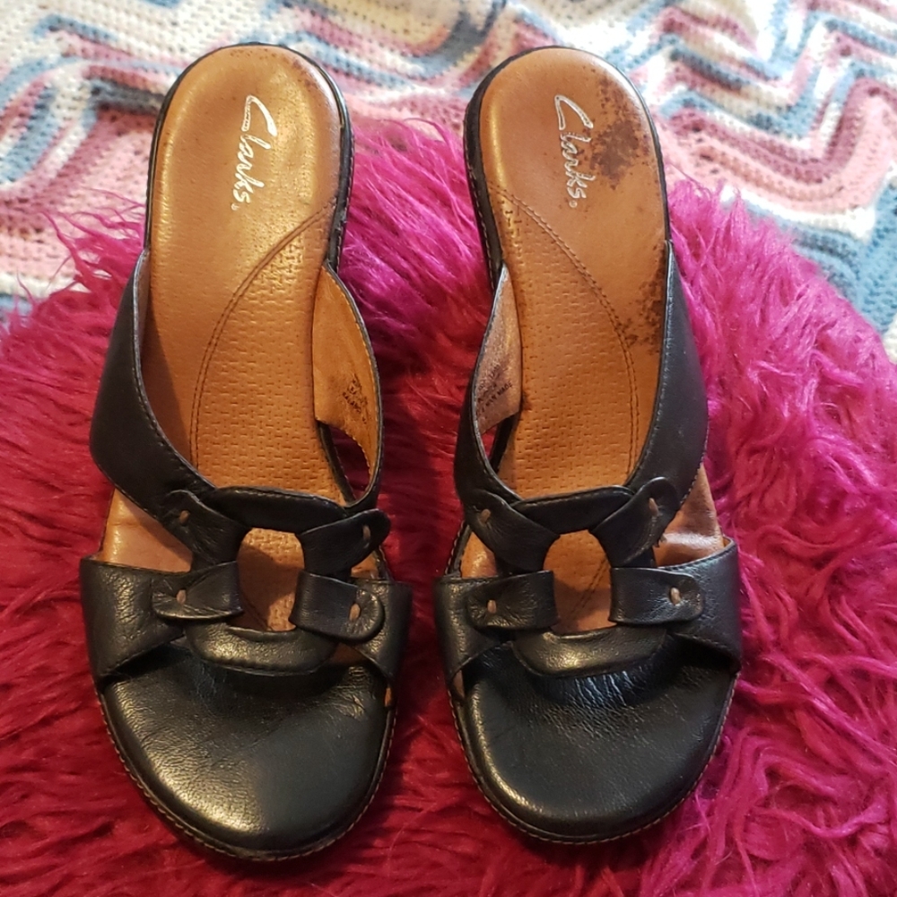 Black sandals